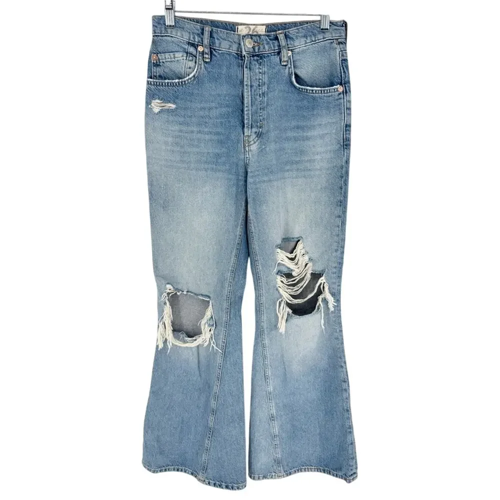 FP We The Free New Dawn Flare Jeans Light Wash‎ Size 26 Boho Distressed Cowgirl